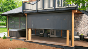 Retractable screen shading outdoor lounge area